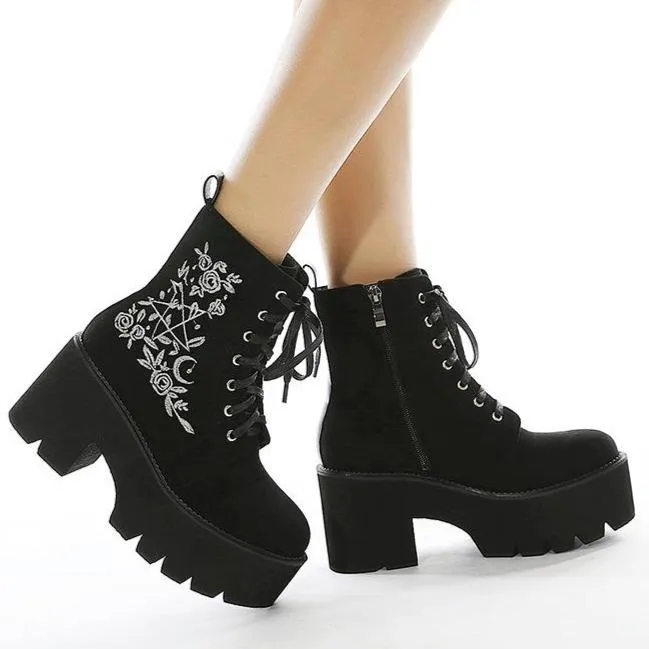 Fashion floral embroidery black front-lace chunky platform short booties