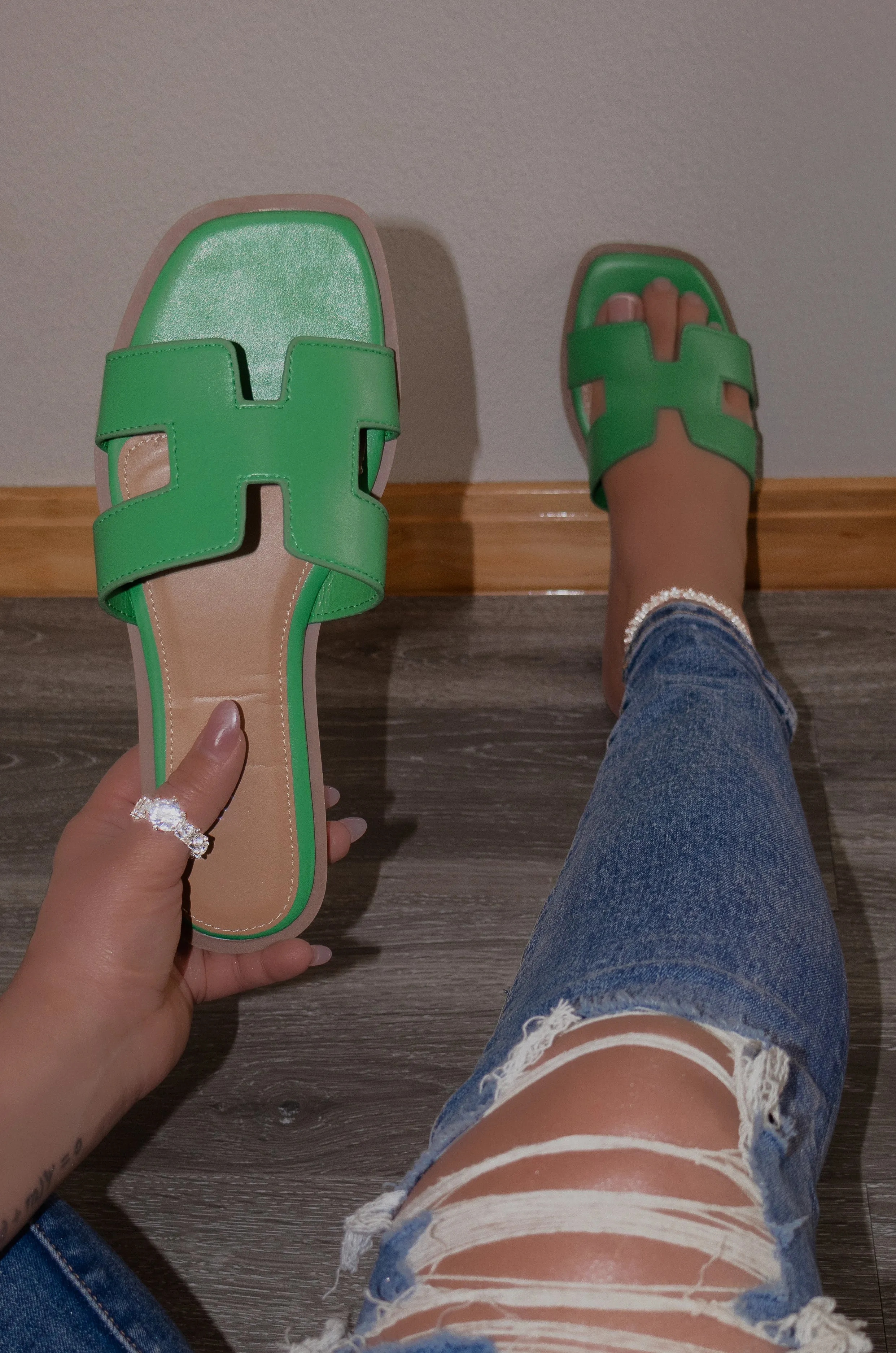 Nicole - Square Toe Casual Flat Slippers, Lightly Padded Insole, Open Square Toe Design, Comfortable & Relaxed Footwear for Everyday Wear