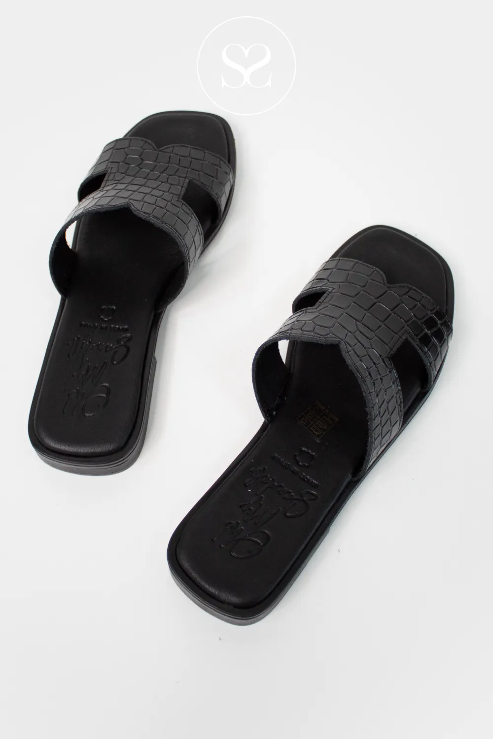 OH MY SANDALS 5580 BLACK LEATHER SLIP-ON SANDALS